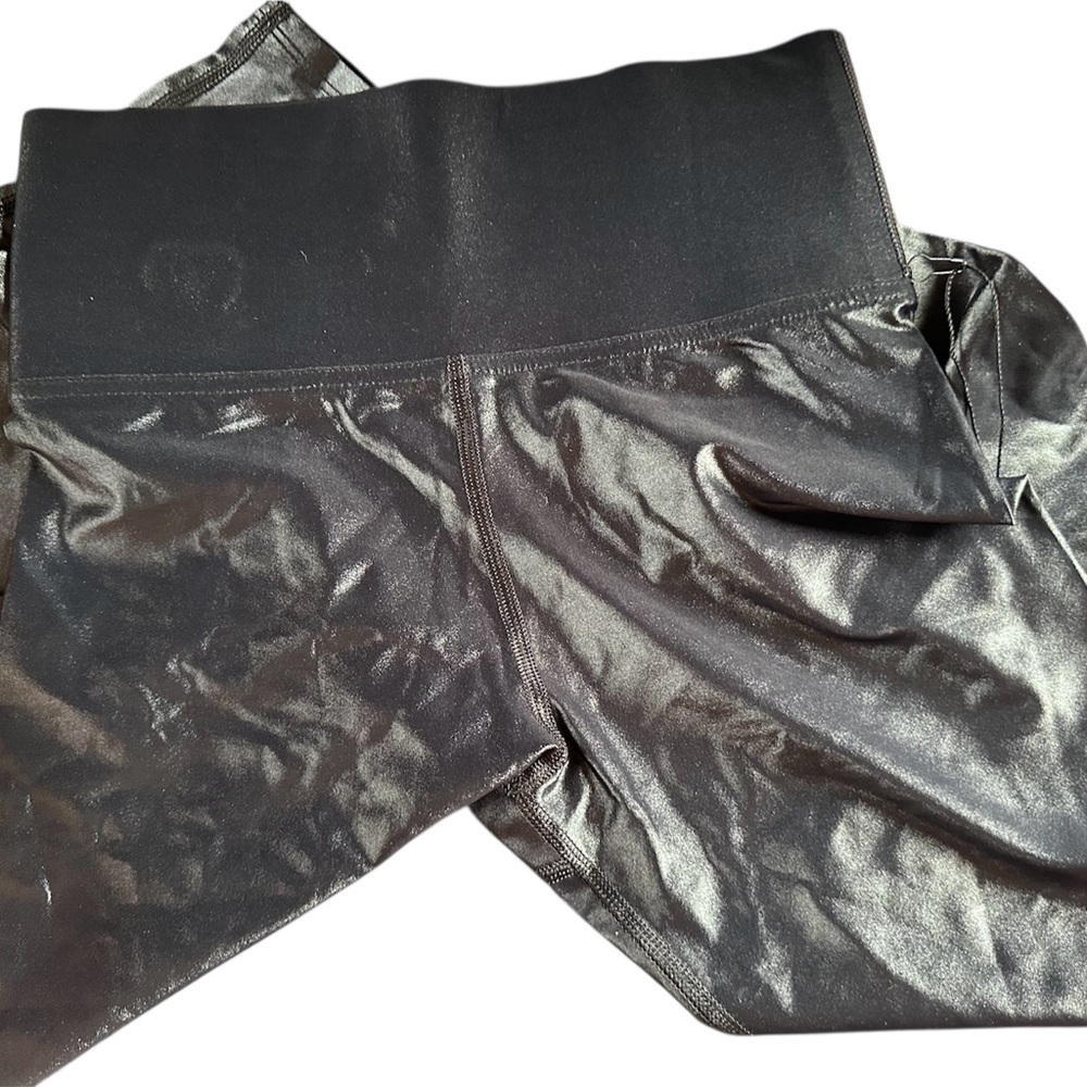 NWT Carbon38 Women's Black Leggings.‎ Size S